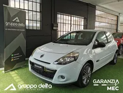 Bianco Usata 2011 Renault Clio II Luxe Tre volumi | 3450 € (Buon prezzo)