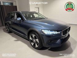 Blue denim Usata 2019 Volvo V60 CC Plus Station wagon | 24.850 € (Buon prezzo)