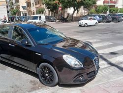 Nero Usata 2012 Alfa Romeo Giulietta Due volumi | 6500 € (Ottimo prezzo)