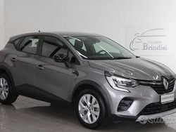 Grigio Usata 2022 Renault Captur Business SUV | 13.400 € (Buon prezzo)