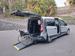 Grigio Usata 2019 Ford Tourneo Connect Monovolume | 22.900 € (Molto cara)