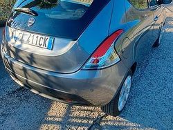 Usata 2013 Lancia Ypsilon Due volumi | 5858 € (Buon prezzo)