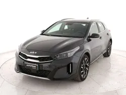 Grigio scuro metall. Usata 2022 Kia XCeed Style SUV | 20.800 € (Buon prezzo)