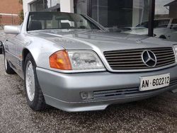 Argento metallizzato Usata 1994 Mercedes SL300 Cabrio | 17.500 €