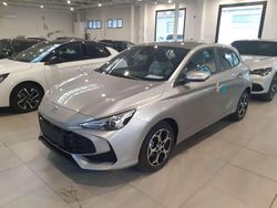 Grigio silver Nuova 2025 MG MG3 Comfort Due volumi | 13.900 € (Ottimo prezzo)