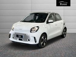Bodypanels in white Usata 2021 Smart ForFour Electric Drive Passion Tre volumi | 12.000 € (Buon prezzo)