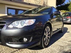Nero Usata 2009 Subaru Legacy Tre volumi | 13.500 €