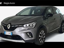Grigio scuro Usata 2023 Renault Captur Techno SUV | 16.300 € (Ottimo prezzo)