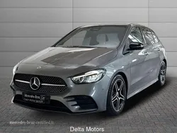 Grigio Usata 2023 Mercedes 180 Advanced Plus Tre volumi | 32.550 € (Buon prezzo)