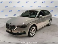 Grigio Nuova 2024 Skoda Scala Style Due volumi | 20.700 € (Buon prezzo)