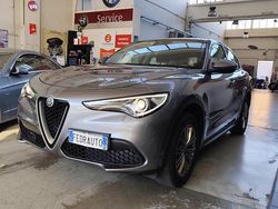 Grigio Usata 2019 Alfa Romeo Stelvio Business SUV | 20.500 € (Buon prezzo)