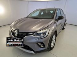 Grigio(met.) Usata 2021 Renault Captur Intens SUV | 16.900 € (Buon prezzo)