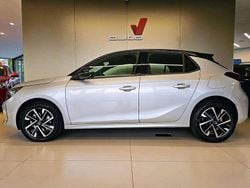 Argento/tetto nero Usata 2024 Opel Corsa Tre volumi | 14.900 € (Buon prezzo)