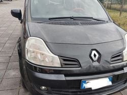 Nero Usata 2010 Renault Modus Monovolume | 2850 €