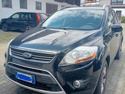 Usata 2011 Ford Kuga SUV | 7000 € (Buon prezzo)
