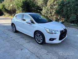 Bianco Usata 2014 Citroën DS4 So Chic Due volumi | 5950 € (Buon prezzo)