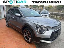 Argento Nuova 2025 Kia Niro Style SUV | 31.500 € (Buon prezzo)
