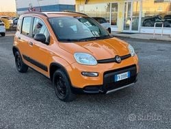 Arancione Usata 2019 Fiat Panda 4x4 S Due volumi | 11.900 € (Buon prezzo)