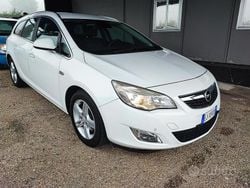 Bianco Usata 2011 Opel Astra Station wagon | 3000 € (Ottimo prezzo)