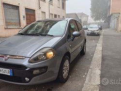 Grigio Usata 2011 Fiat Punto Evo Due volumi | 2100 € (Ottimo prezzo)