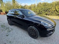 Usata 2017 Porsche Cayenne Platinum Edition SUV | 37.500 € (Molto cara)