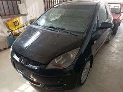 Usata 2006 Mitsubishi Colt Tre volumi | 5800 €