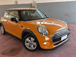 Arancione Usata 2015 Mini ONE Due volumi | 7999 € (Super prezzo)