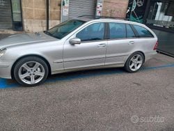 Grigio Usata 2004 Mercedes C270 Station wagon | 2300 €