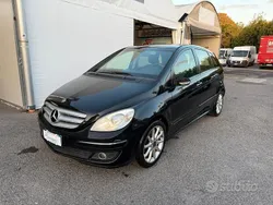 Nero Usata 2008 Mercedes B180 Monovolume | 1990 € (Buon prezzo)