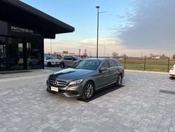 Gray Usata 2016 Mercedes C180 Exclusive Station wagon | 15.950 € (Buon prezzo)