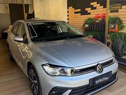 Grigio Usata 2022 VW Polo Style Tre volumi | 15.200 € (Buon prezzo)