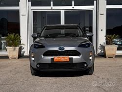 Grigio Usata 2023 Toyota Yaris Cross Business Edition SUV | 23.300 € (Buon prezzo)