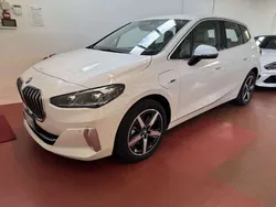 Bianco Usata 2022 BMW 230e Active Tourer Luxury Line Monovolume | 31.990 €