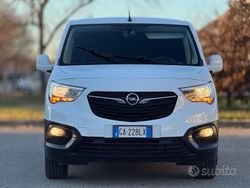 Bianco Usata 2020 Opel Combo Tre volumi | 13.700 € (Ottimo prezzo)