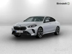 Black sapphire metallizzato Nuova 2025 BMW 220 Comfort Edition Coupé | 44.900 € (Buon prezzo)