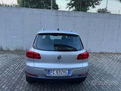 Grigio Usata 2015 VW Tiguan R-line SUV | 13.000 € (Buon prezzo)
