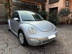 Argento Usata 2002 VW Beetle Tre volumi | 4990 € (Buon prezzo)