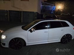 Bianco Usata 2011 Audi A3 Ambiente Tre volumi | 6500 € (Buon prezzo)
