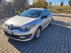 Usata 2015 Renault Mégane LIMITED Tre volumi | 4700 € (Ottimo prezzo)