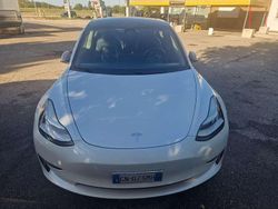 Usata 2020 Tesla Model 3 Tre volumi | 17.100 € (Buon prezzo)
