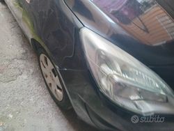 Nero Usata 2012 Opel Meriva Monovolume | 3000 € (Super prezzo)