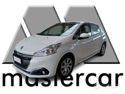 Bianco Usata 2018 Peugeot 208 Due volumi | 4600 € (Super prezzo)