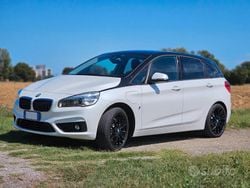 Bianco Usata 2017 BMW 225 Tre volumi | 18.900 €