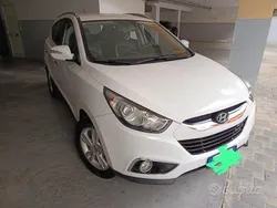 Bianco Usata 2012 Hyundai ix35 Comfort SUV | 8500 € (Buon prezzo)