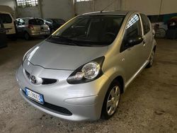 Argento Usata 2008 Toyota Aygo Due volumi | 3700 € (Ottimo prezzo)