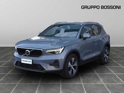 Grigio Usata 2022 Volvo XC40 Core SUV | 25.900 € (Buon prezzo)