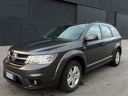 Grigio Usata 2015 Fiat Freemont Urban SUV | 10.500 € (Buon prezzo)