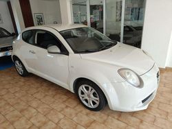 Bianco Usata 2011 Alfa Romeo MiTo Distinctive Due volumi | 3800 € (Buon prezzo)