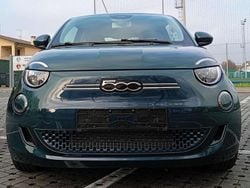 Peackok blue Usata 2023 Fiat 500e Action Due volumi | 14.400 € (Ottimo prezzo)