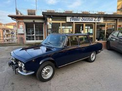 Blu/azzurro Usata 1974 Alfa Romeo 2000 Tre volumi | 20.000 €